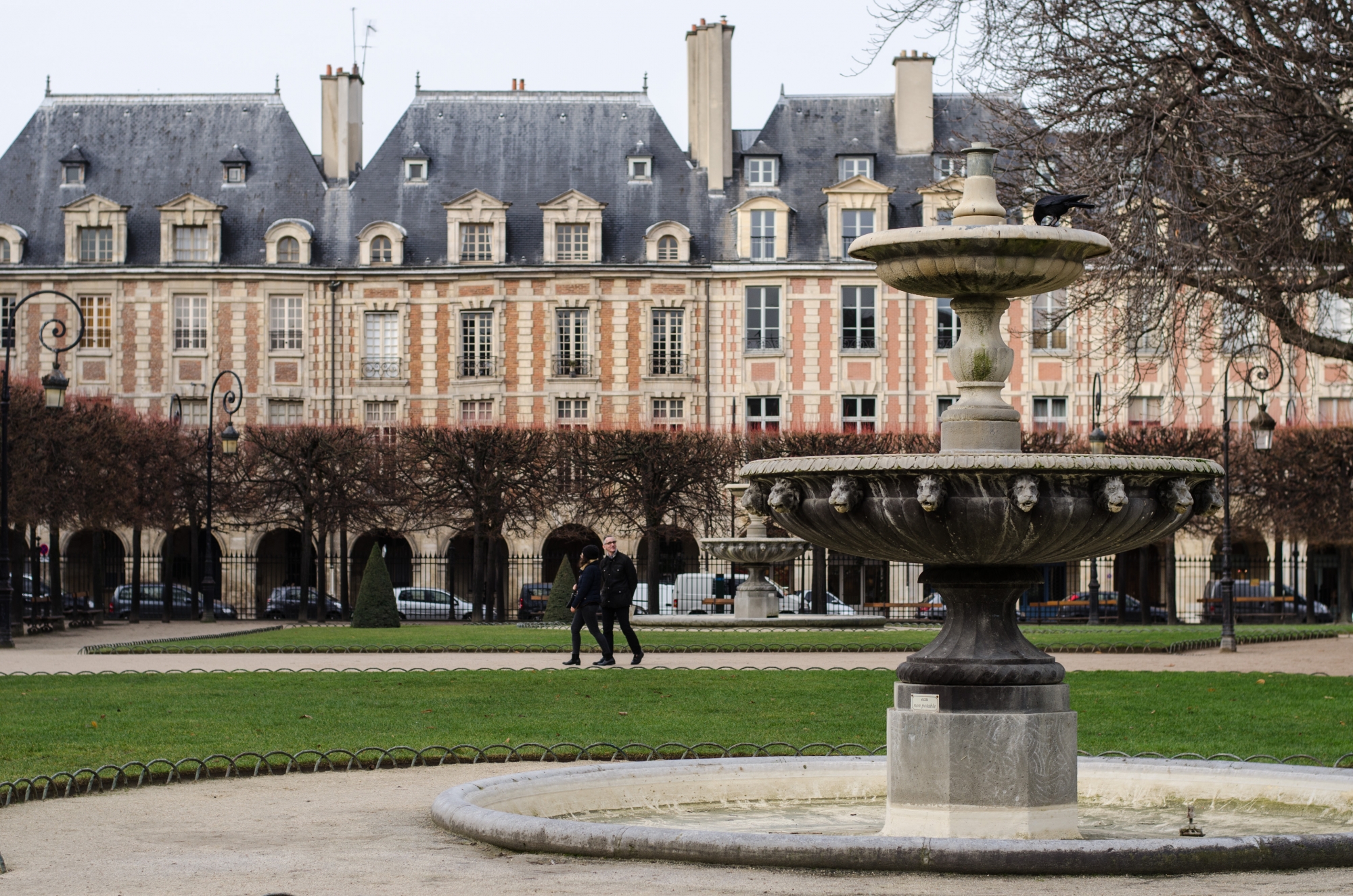 place-des-vosges-paris